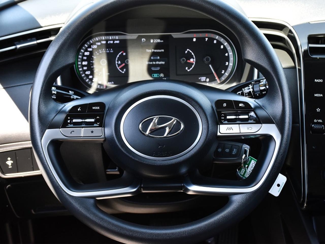 2022 Hyundai Tucson Essential AWD   Heated Seats   CarPlay   Android A Photo