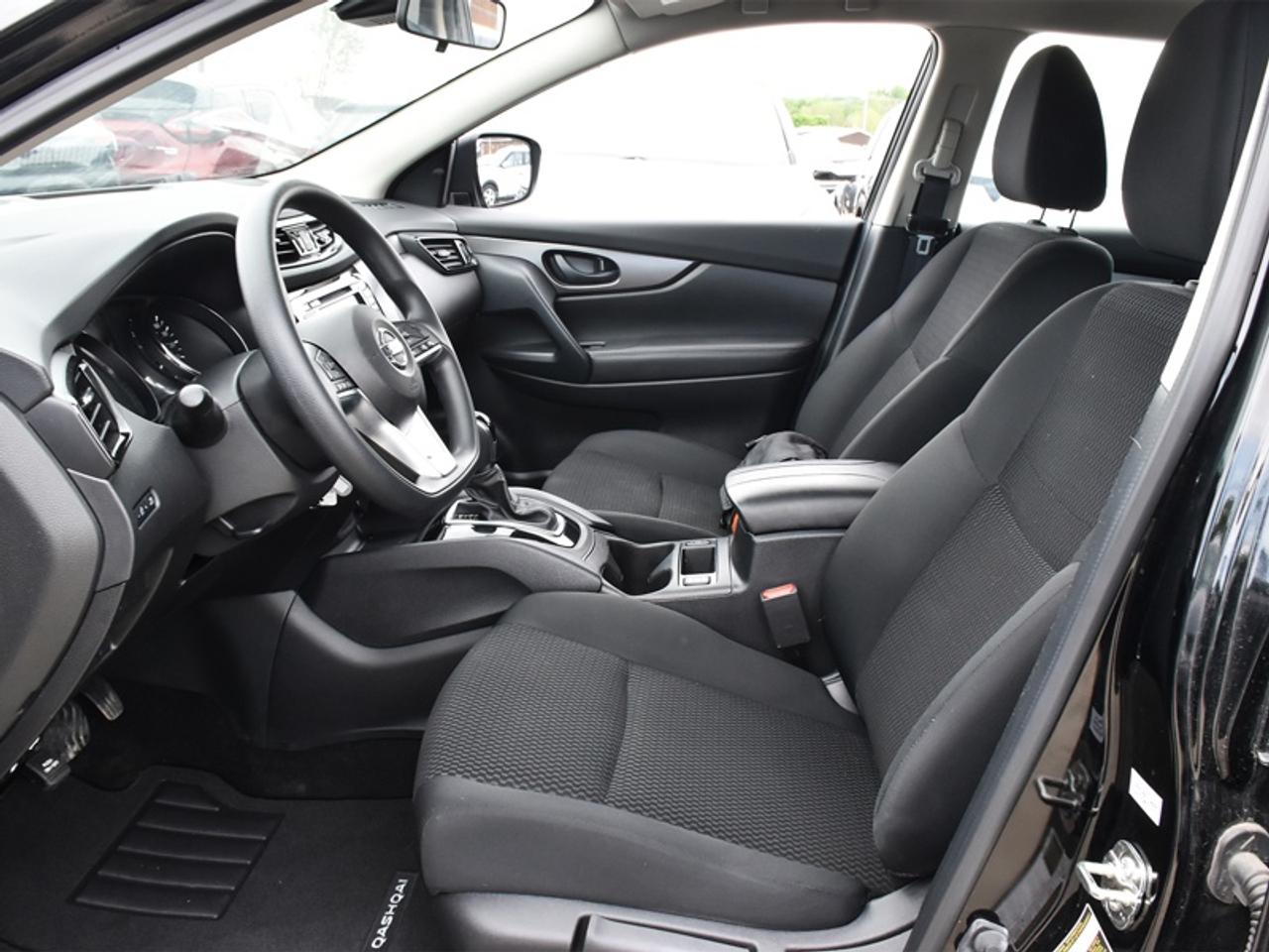 2023 Nissan Qashqai S   Heated Seats   Rear Camera   CarPlay   Android Photo