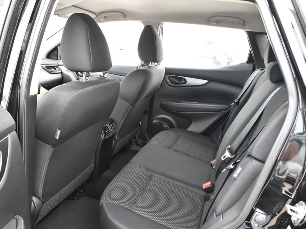 2023 Nissan Qashqai S   Heated Seats   Rear Camera   CarPlay   Android Photo