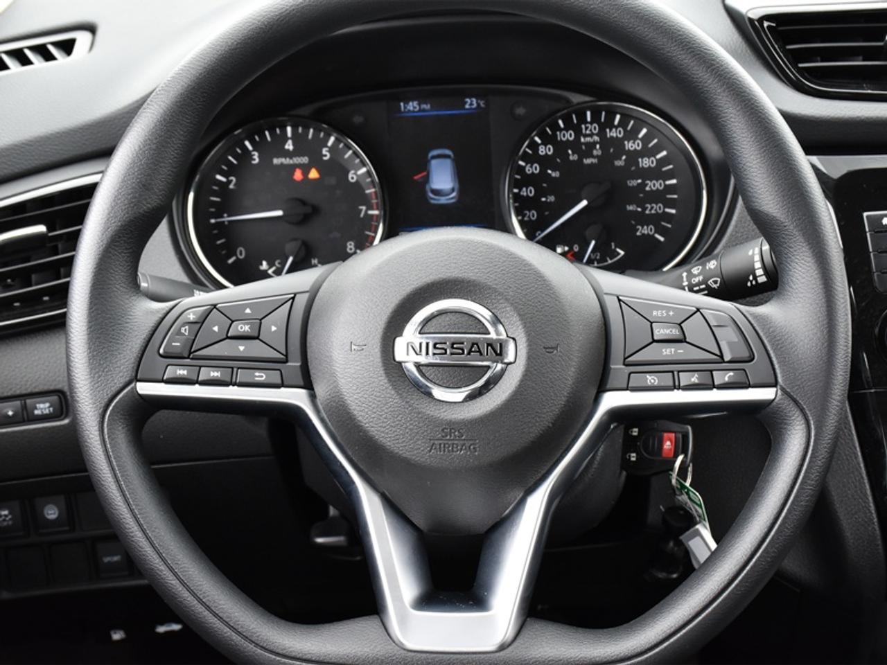 2023 Nissan Qashqai S   Heated Seats   Rear Camera   CarPlay   Android Photo