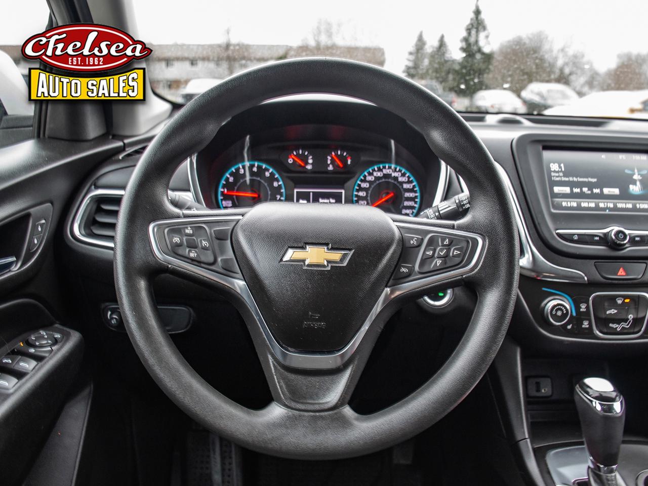 2018 Chevrolet Equinox LT 2WD Photo