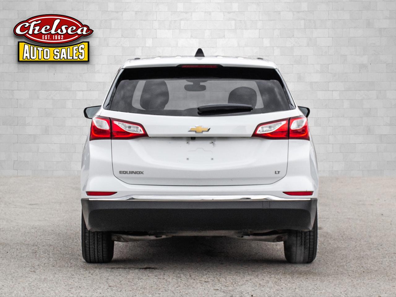 2018 Chevrolet Equinox LT 2WD Photo