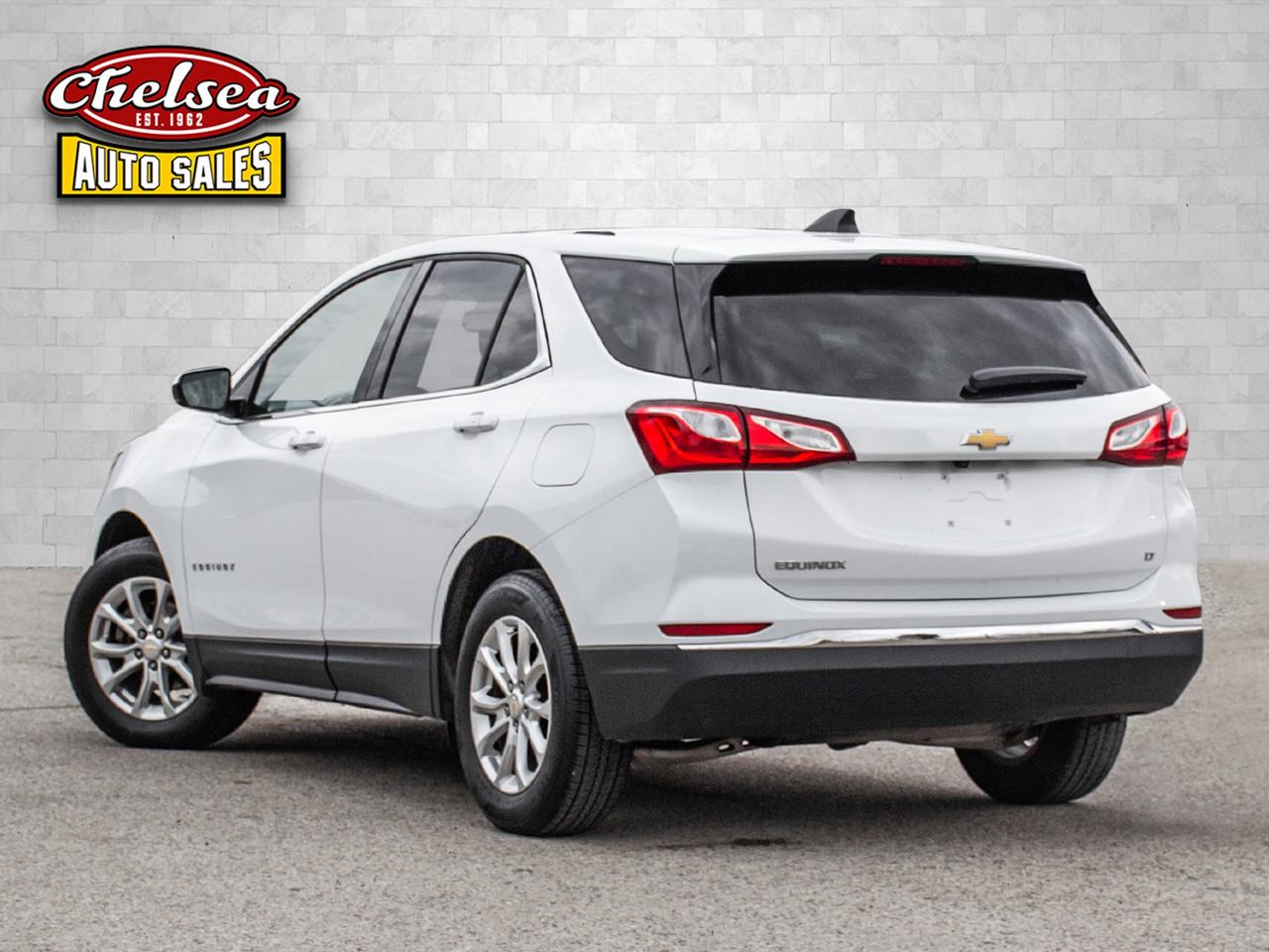 2018 Chevrolet Equinox LT 2WD Photo4