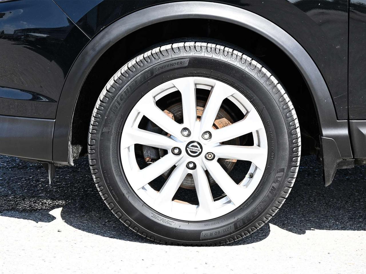 2019 Nissan Qashqai SV ~Heated Seats + Wheel ~Sunroof ~Blind Spot ~Cam Photo