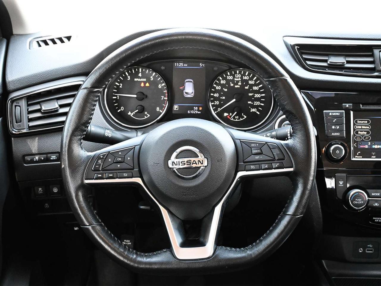 2019 Nissan Qashqai SV ~Heated Seats + Wheel ~Sunroof ~Blind Spot ~Cam Photo