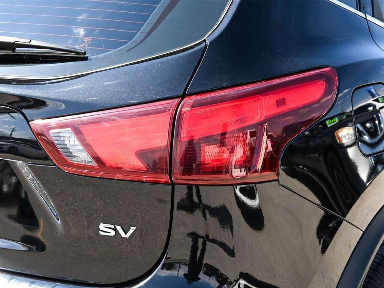 2019 Nissan Qashqai SV ~Heated Seats + Wheel ~Sunroof ~Blind Spot ~Cam Photo