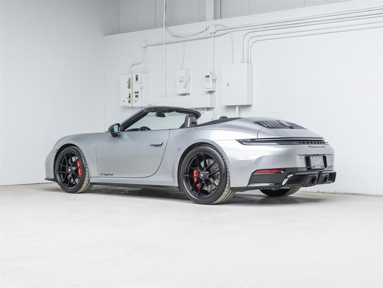 2025 Porsche 911  Photo