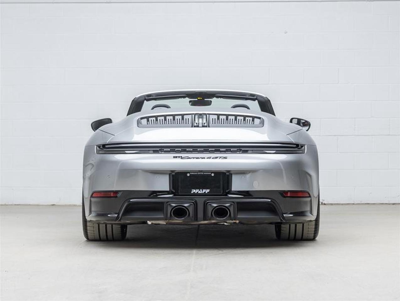 2025 Porsche 911  Photo