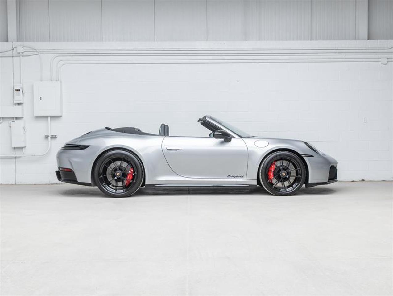 2025 Porsche 911  Photo