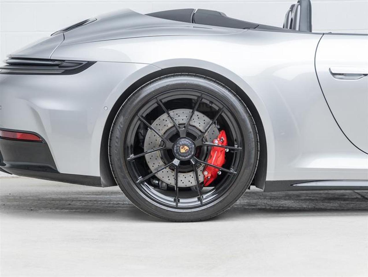 2025 Porsche 911  Photo
