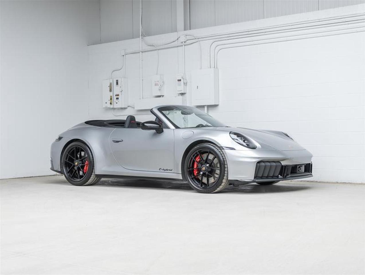 2025 Porsche 911  Photo
