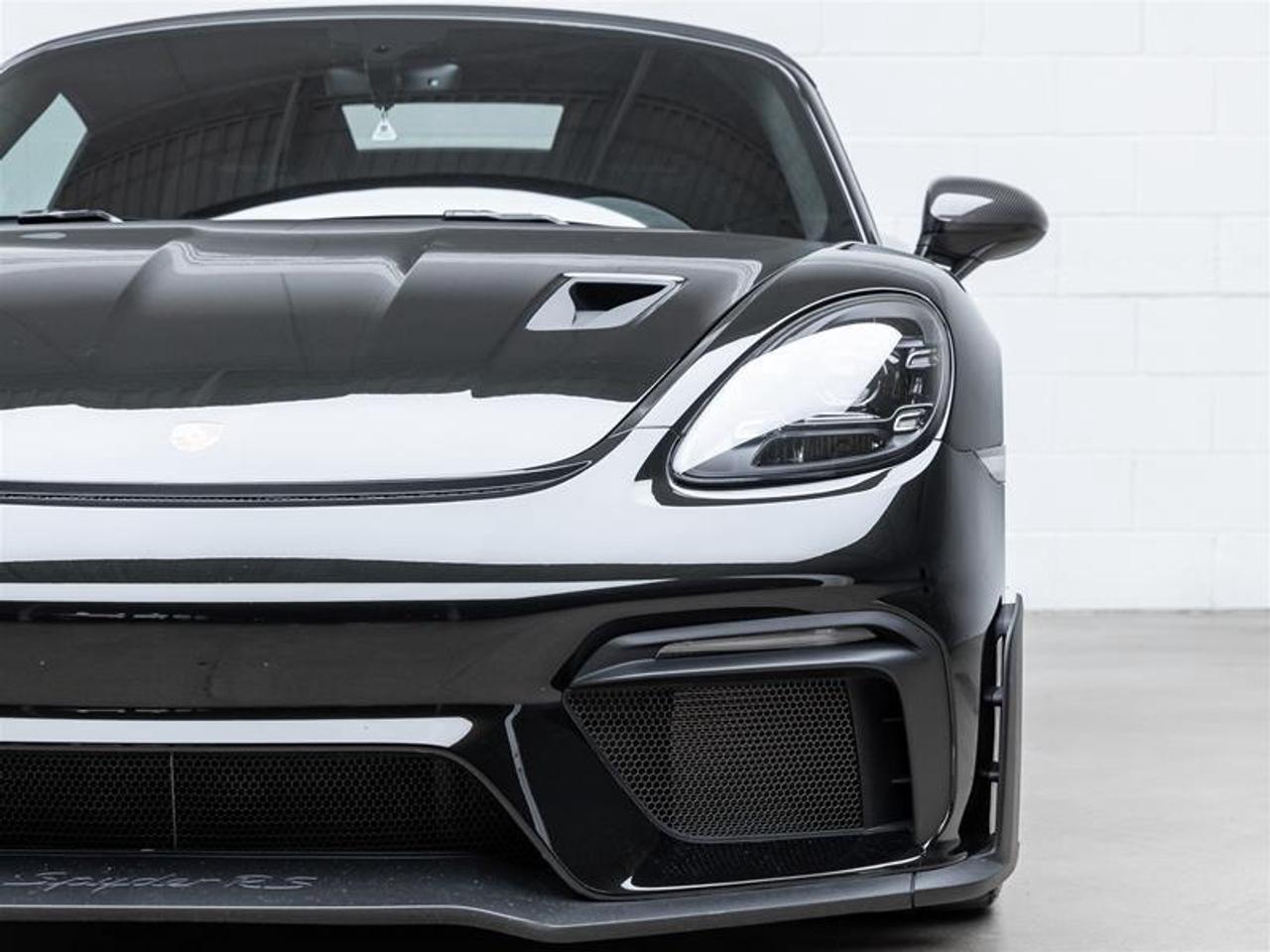 2024 Porsche 718 Spyder  Photo