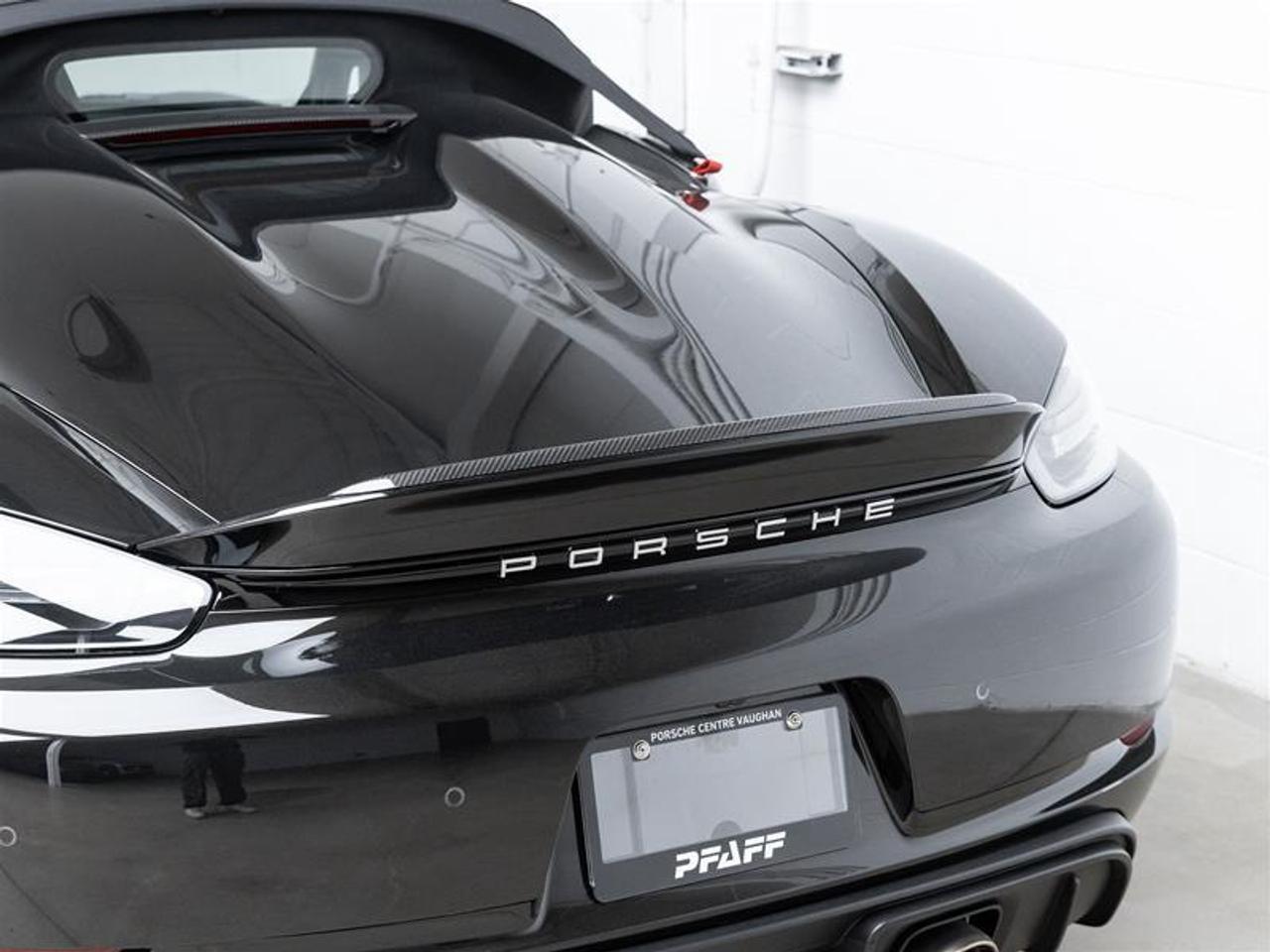 2024 Porsche 718 Spyder  Photo