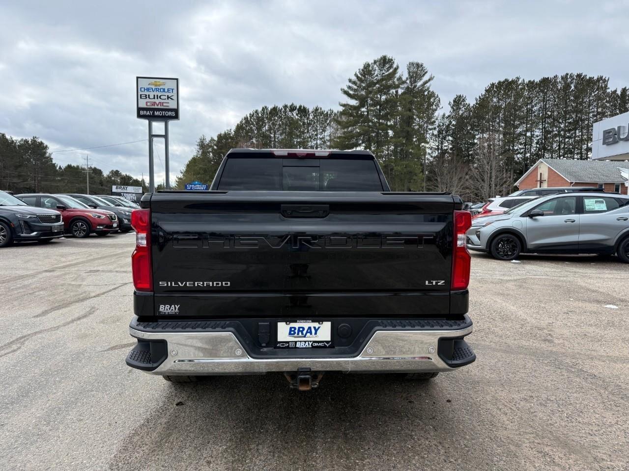 2024 Chevrolet Silverado 1500 LTZ   ALL WEATHER MATS. RUNNING BOARDS. TONNEAU CO Photo