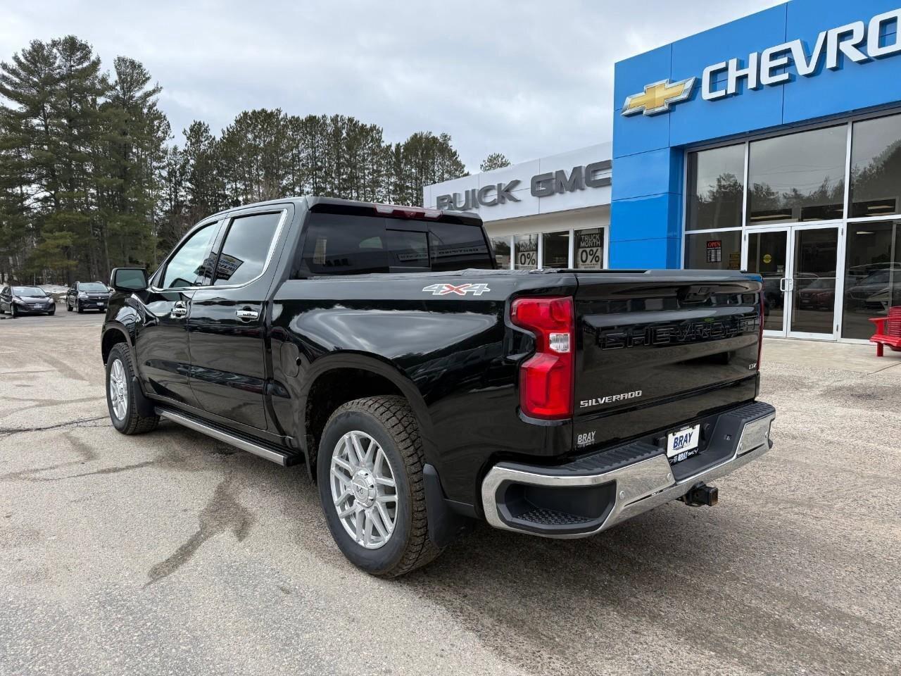 2024 Chevrolet Silverado 1500 LTZ   ALL WEATHER MATS. RUNNING BOARDS. TONNEAU CO Photo