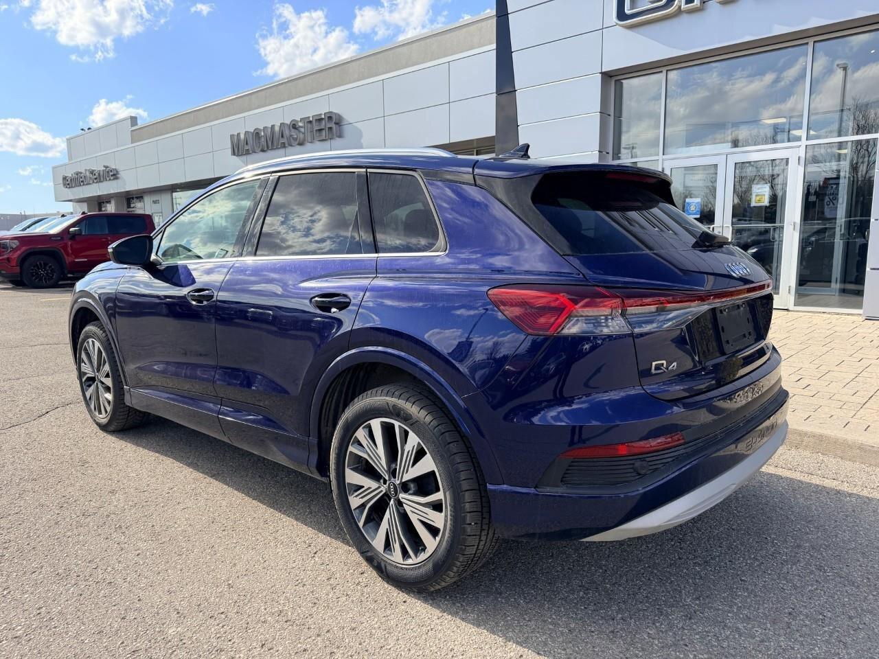 2024 Audi Q4 e-tron 50EV, E-TRON, ALLOYS, AWD, NAV, LEATHER, 1-OWNER, Photo3