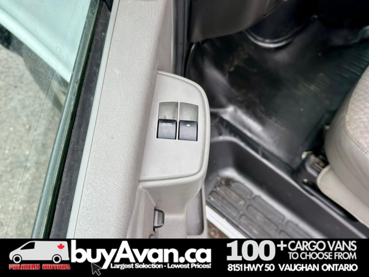 2018 Chevrolet Express 2500 Express 2500 + Divider Shelves Racks Photo