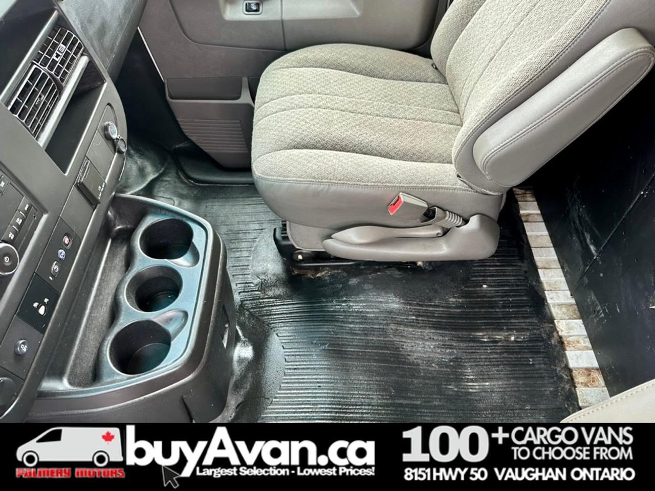 2018 Chevrolet Express 2500 Express 2500 + Divider Shelves Racks Photo