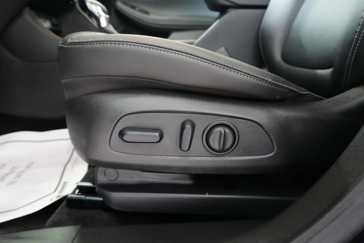 2024 Buick Encore GX Sport Touring AWD 4DR Photo