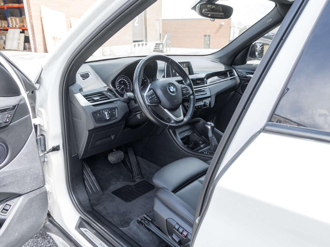 2018 BMW X1 XDrive28i -Sport Line-Pano Roof-Power Tailgate- Photo