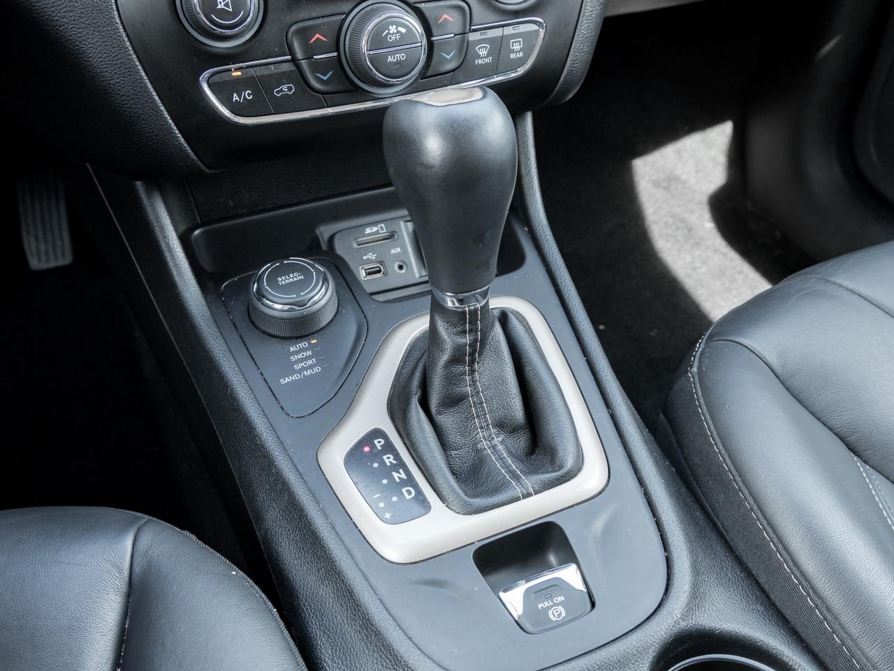2018 Jeep Cherokee High Altitude 4x4, Leather, Sunroof Photo