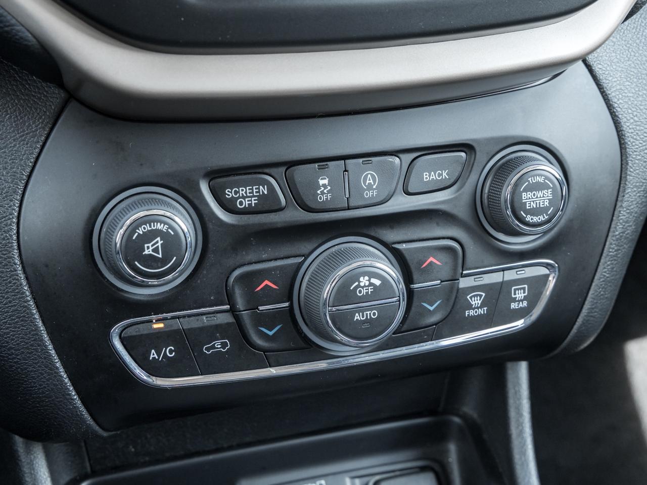 2018 Jeep Cherokee High Altitude 4x4, Leather, Sunroof Photo