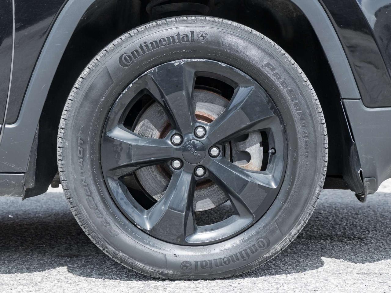 2018 Jeep Cherokee Limited V6 High Altitude 4x4 -Navi-Pano-Leather-Dealer Serviced-NO Accidents Photo