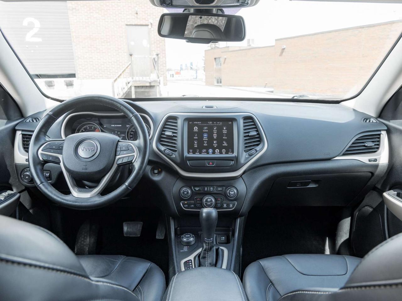 2018 Jeep Cherokee Limited V6 High Altitude 4x4 -Navi-Pano-Leather-Dealer Serviced-NO Accidents Photo
