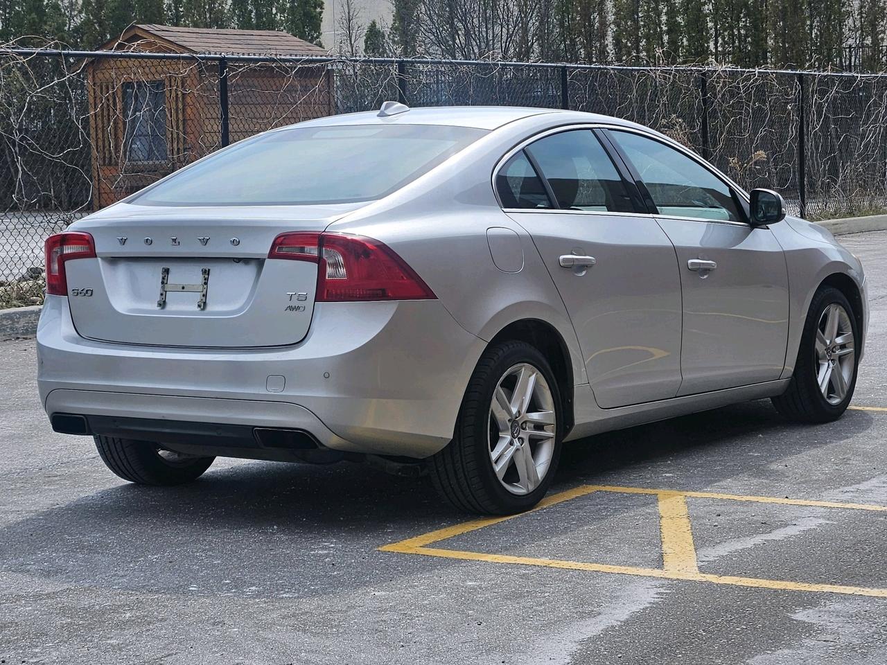 2015 Volvo S60 2015.5 T5 Premier Plus AWD, Leather, Sunroof, Came Photo