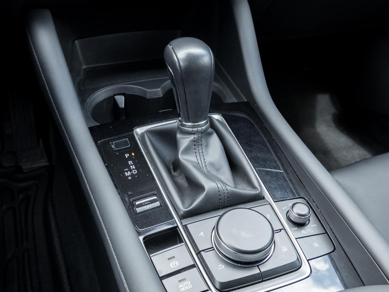 2019 Mazda MAZDA3 GS, Leather, Sunroof, Camera Photo