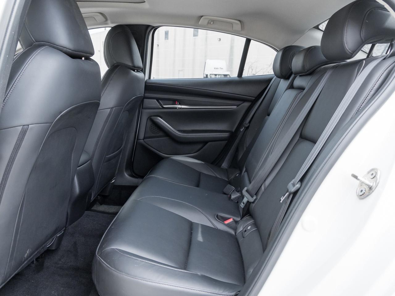2019 Mazda MAZDA3 GS, Leather, Sunroof, Camera Photo