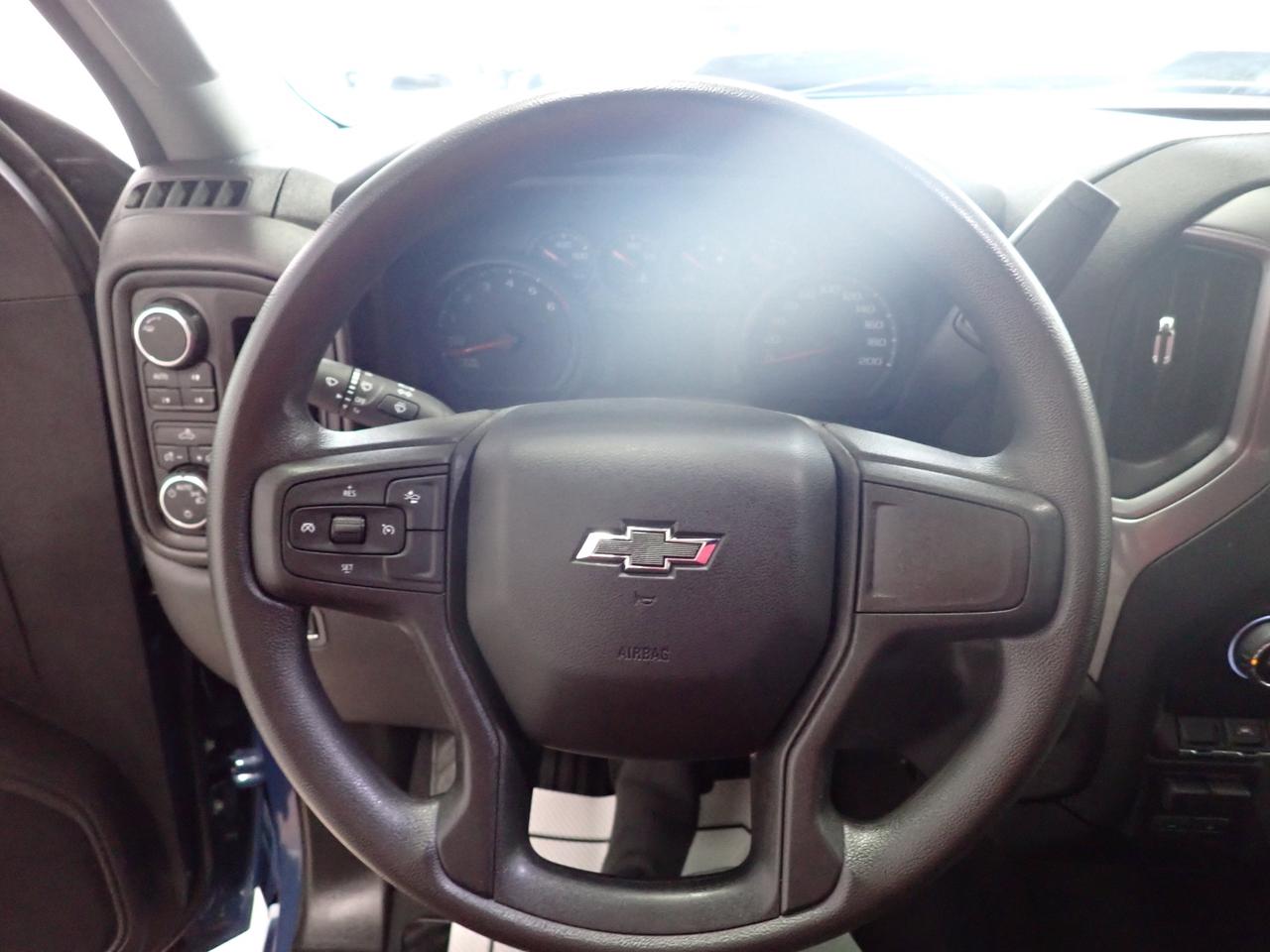 2024 Chevrolet Silverado 1500 Custom Trail Boss 4WD Photo