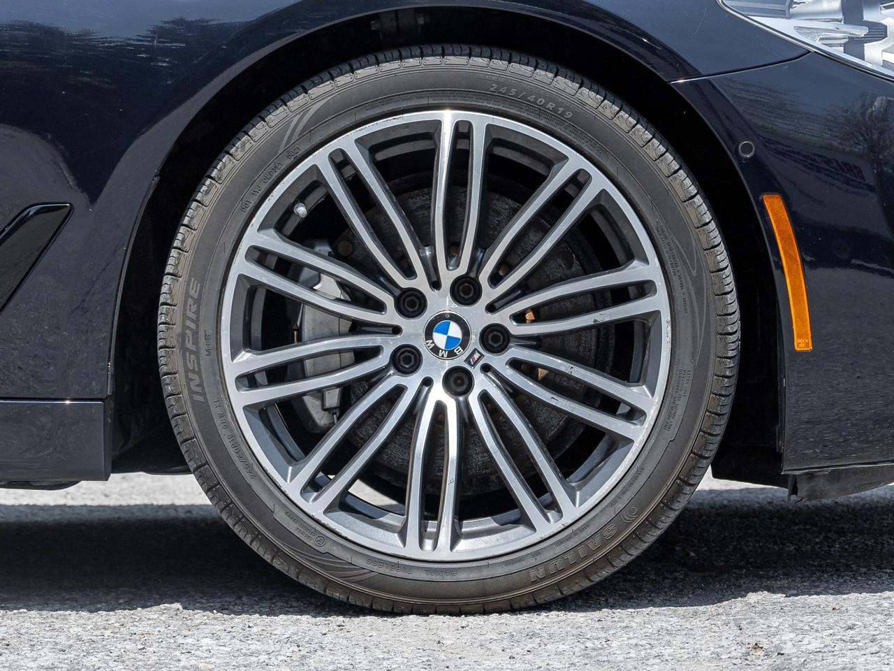 2017 BMW 5 Series 530i xDrive, Nav, Camera Photo