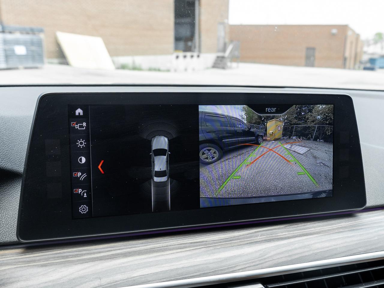 2017 BMW 5 Series 530i xDrive, Nav, Camera Photo
