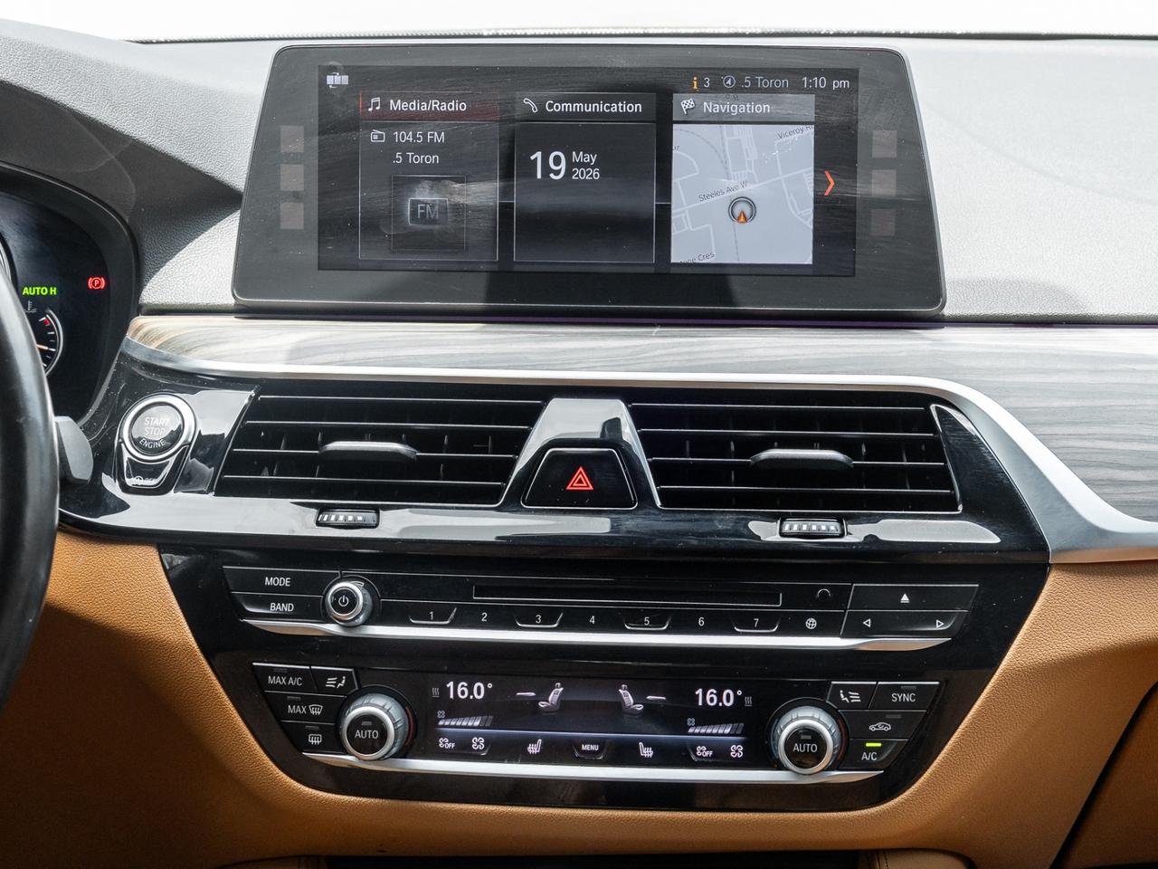 2017 BMW 5 Series 530i xDrive, Nav, Camera Photo