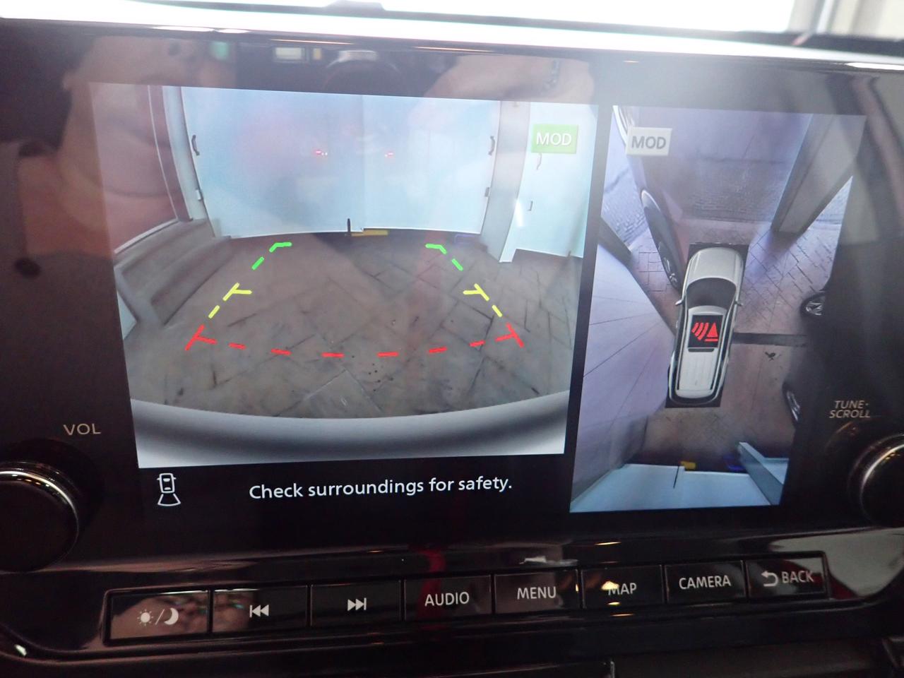2024 Nissan Pathfinder SL 4WD LEATHER NAVI SUNROOF 8PASS Photo
