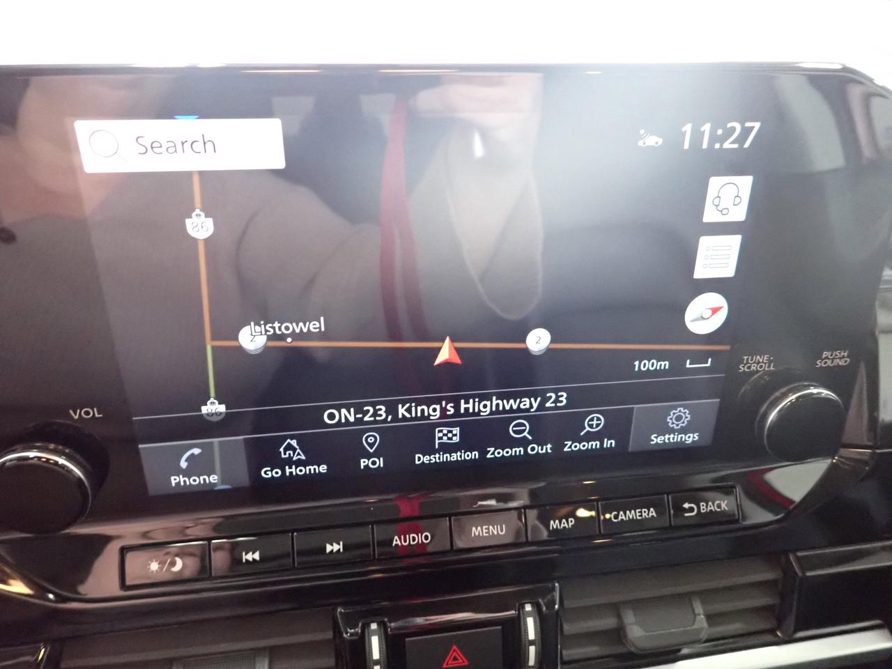 2024 Nissan Pathfinder SL 4WD LEATHER NAVI SUNROOF 8PASS Photo