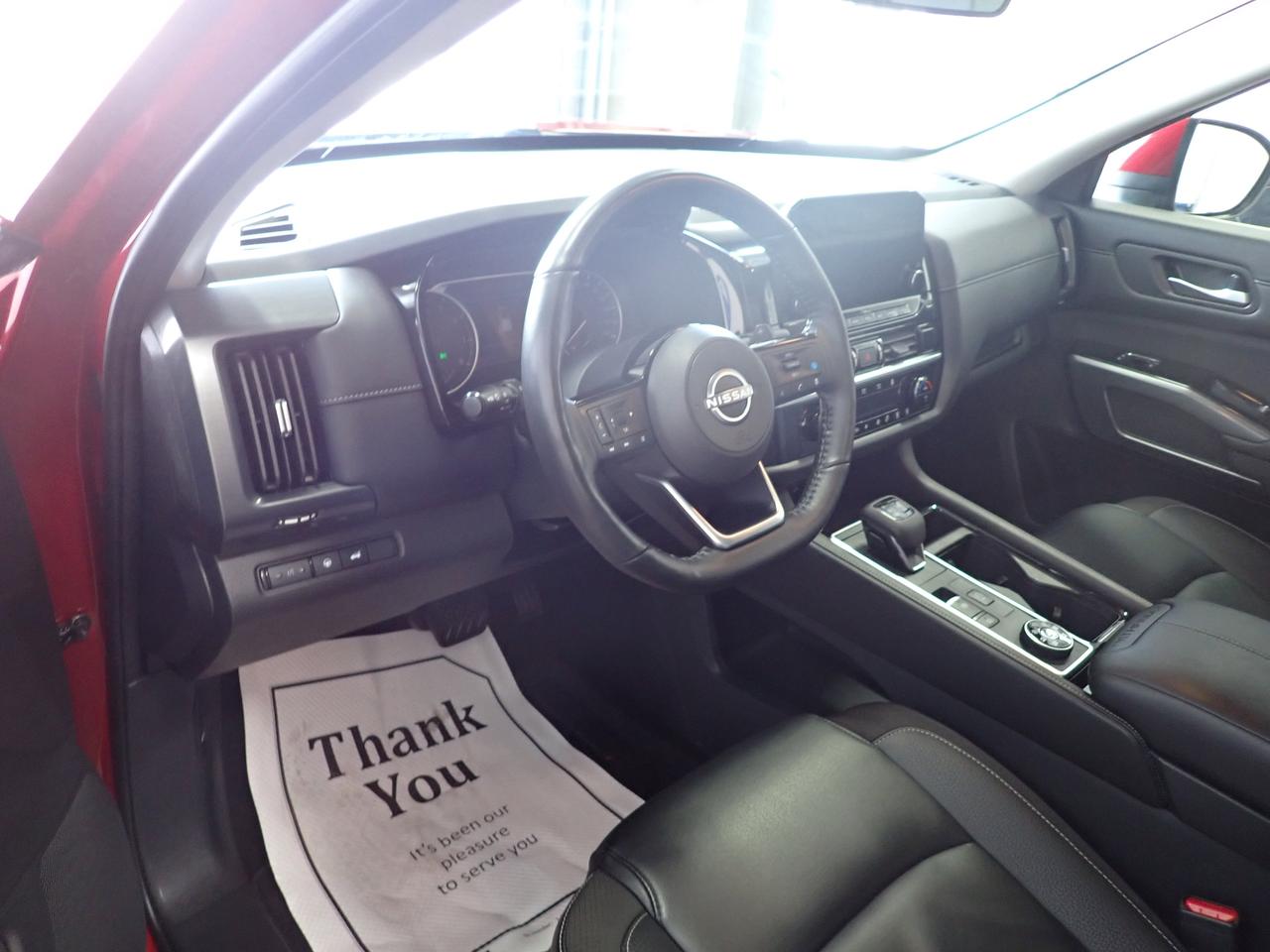 2024 Nissan Pathfinder SL 4WD LEATHER NAVI SUNROOF 8PASS Photo