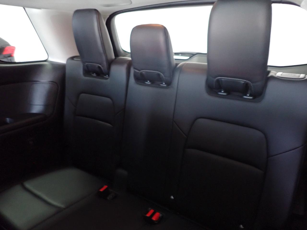 2024 Nissan Pathfinder SL 4WD LEATHER NAVI SUNROOF 8PASS Photo