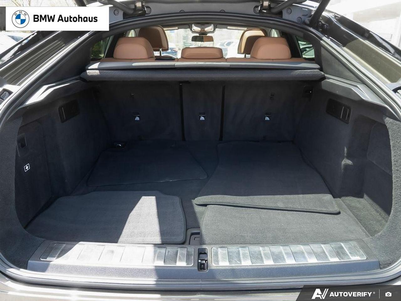 2024 BMW X6 xDrive40i Sports Activity Coupe Photo