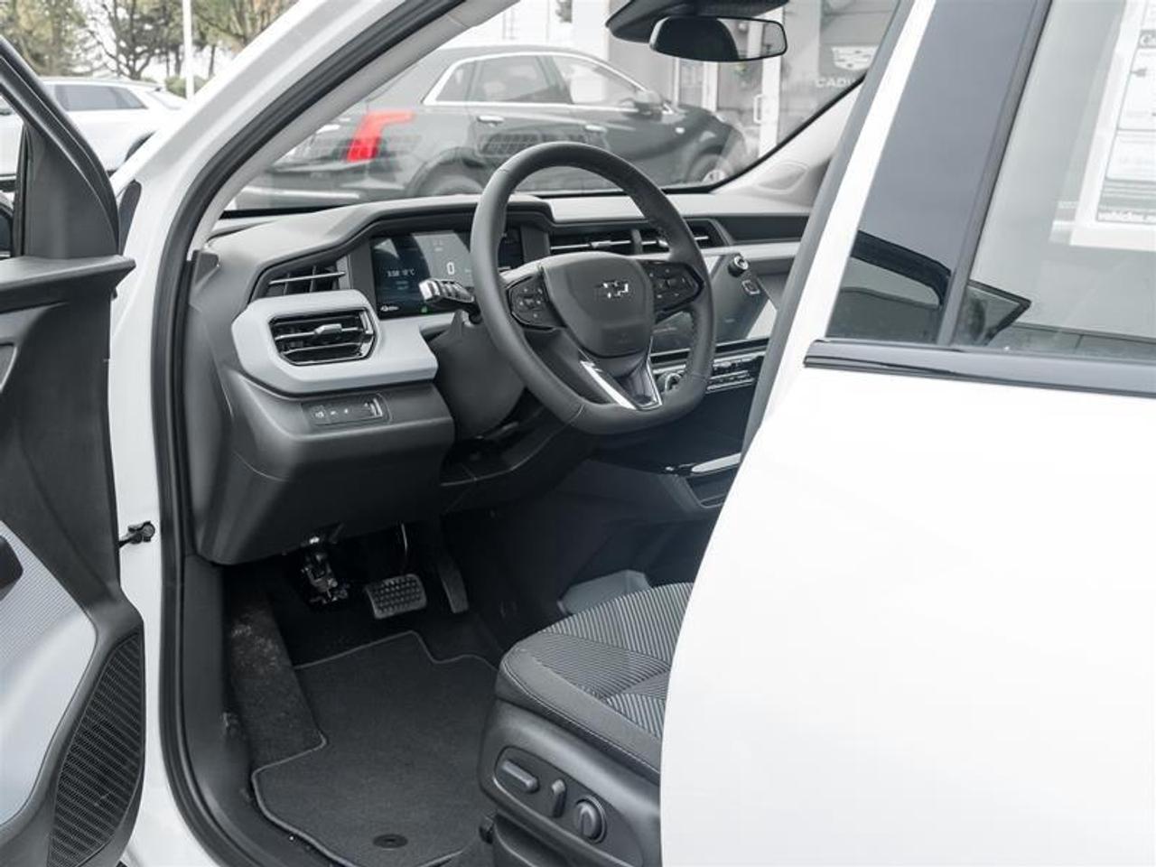 2027 Chevrolet Bolt LT 4dr Photo