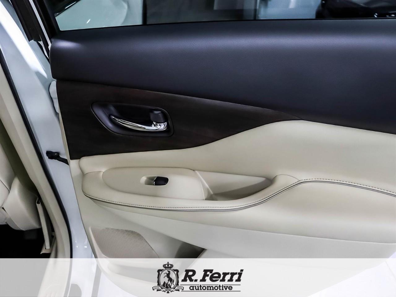 2019 Nissan Murano  Photo