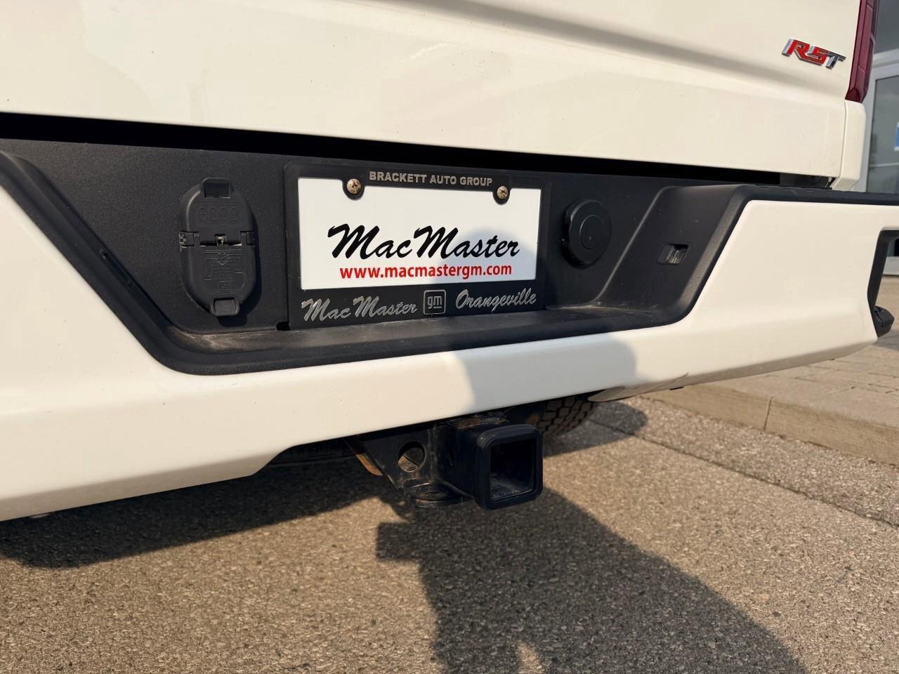 2022 Chevrolet Silverado 1500 4WD Crew Cab 147  RST Photo