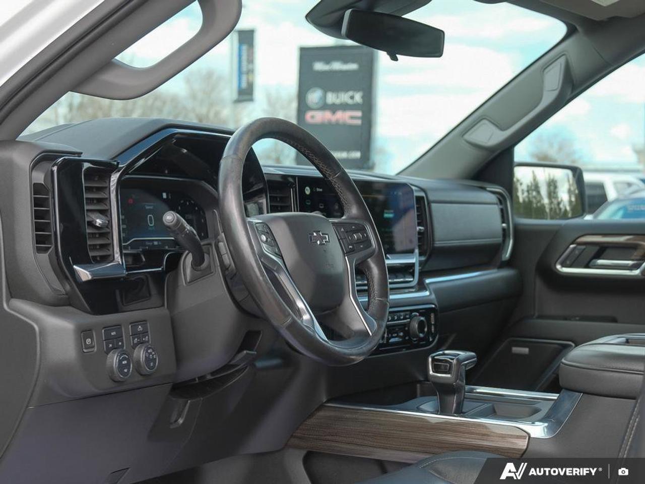 2022 Chevrolet Silverado 1500 RSTRST, 3.0L DURAMAX DIESEL, 4X4, ALLOYS, CLOTH, C Photo