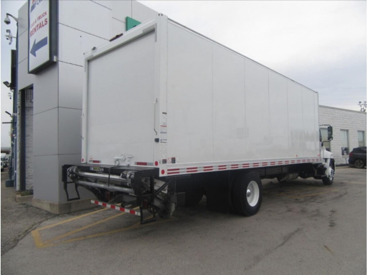 2023 Hino L7 CUMMINS 26FT BOX LARGE POWER LIFT/ROLLOUT RAMP Photo