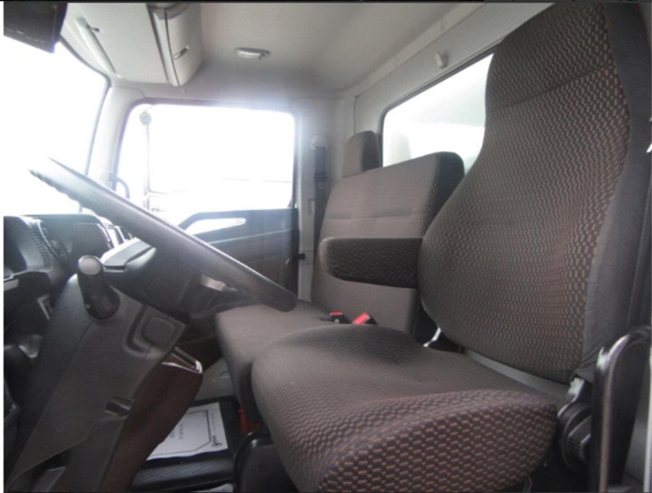 2023 Hino L7 CUMMINS 26FT BOX LARGE POWER LIFT/ROLLOUT RAMP Photo