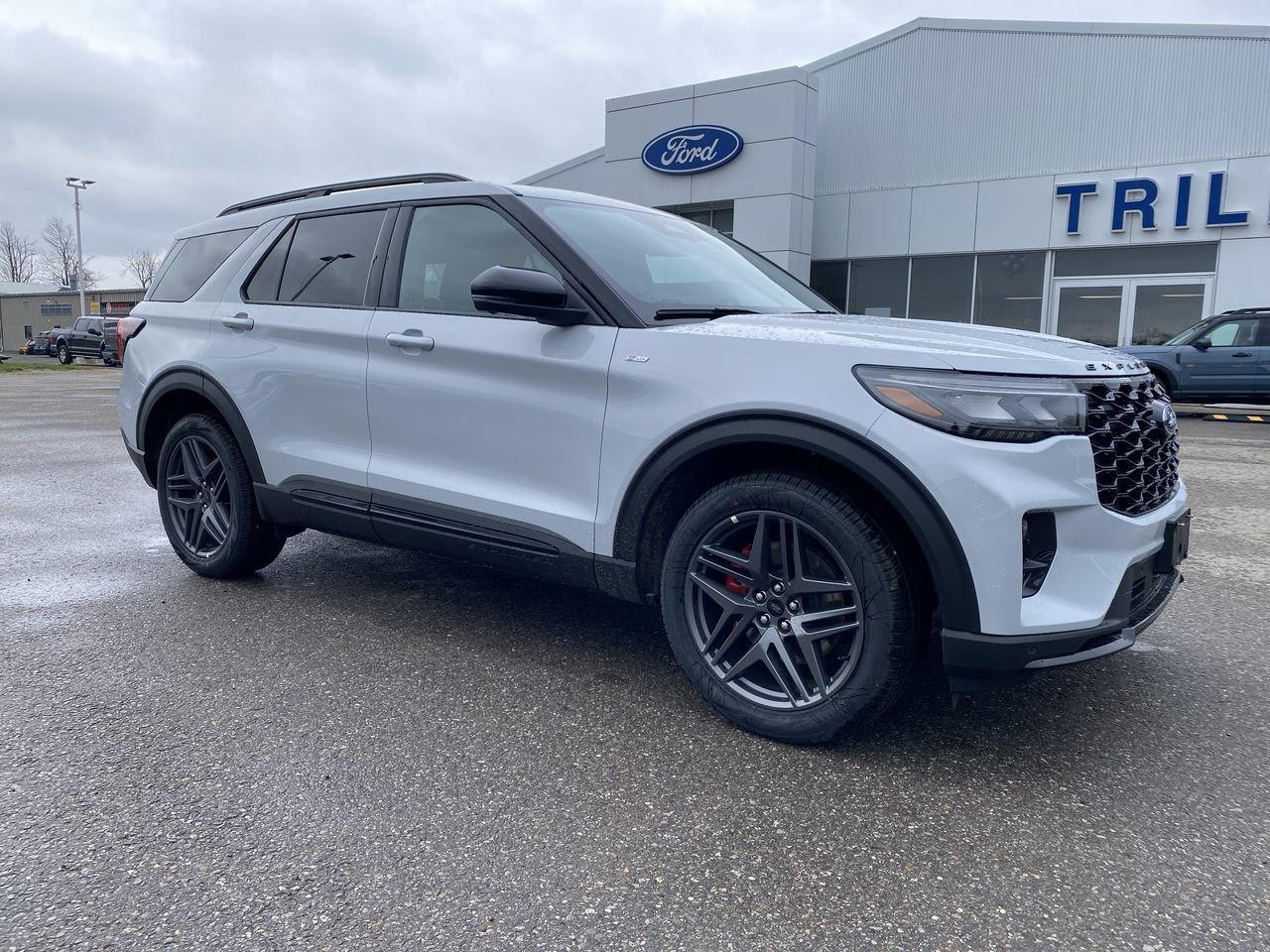 2026 Ford Explorer ST-Line Photo0