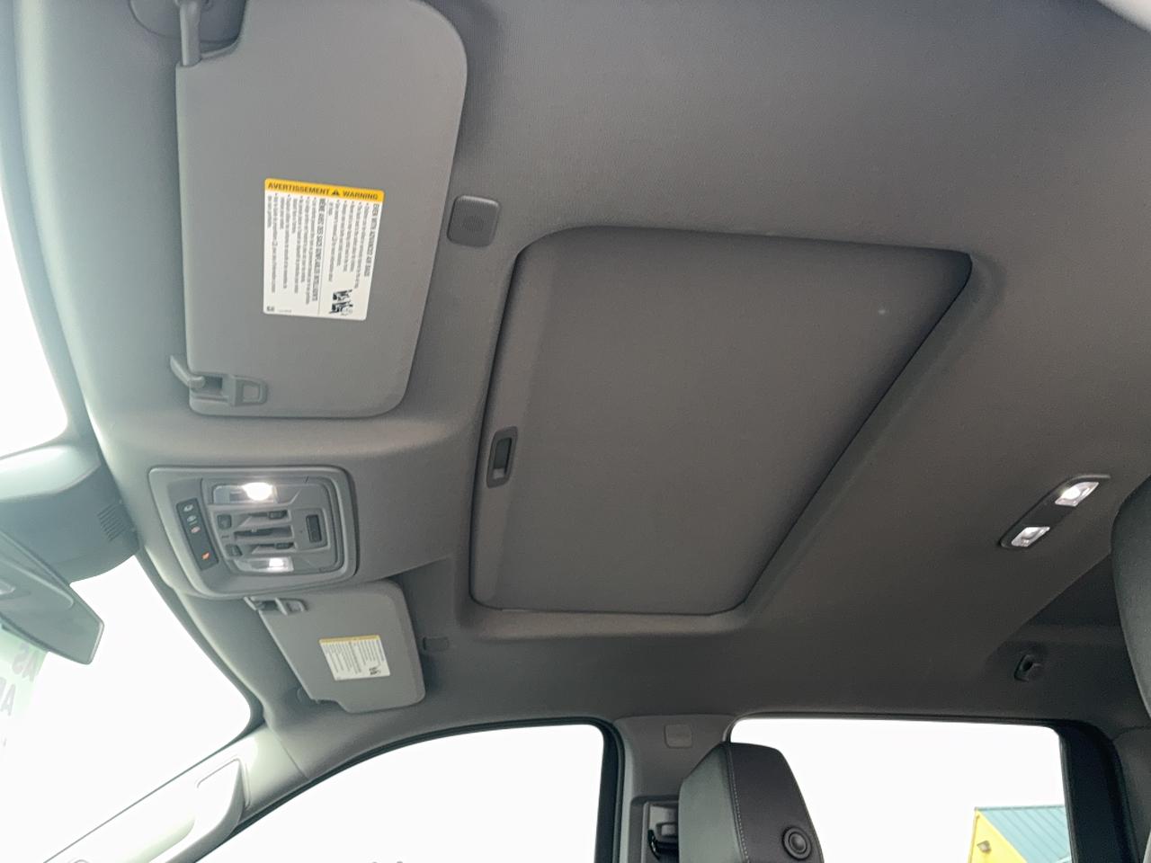 2023 Chevrolet Silverado 1500 RST CrewCab 4WD 5.3L8cylGas 5'10"Box Roof Leather Photo