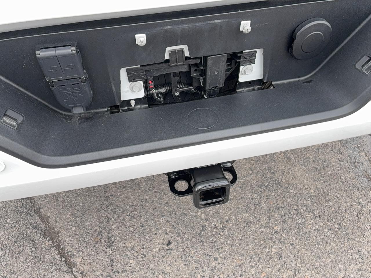 2023 Chevrolet Silverado 1500 RST CrewCab 4WD 5.3L8cylGas 5'10"Box Roof Leather Photo