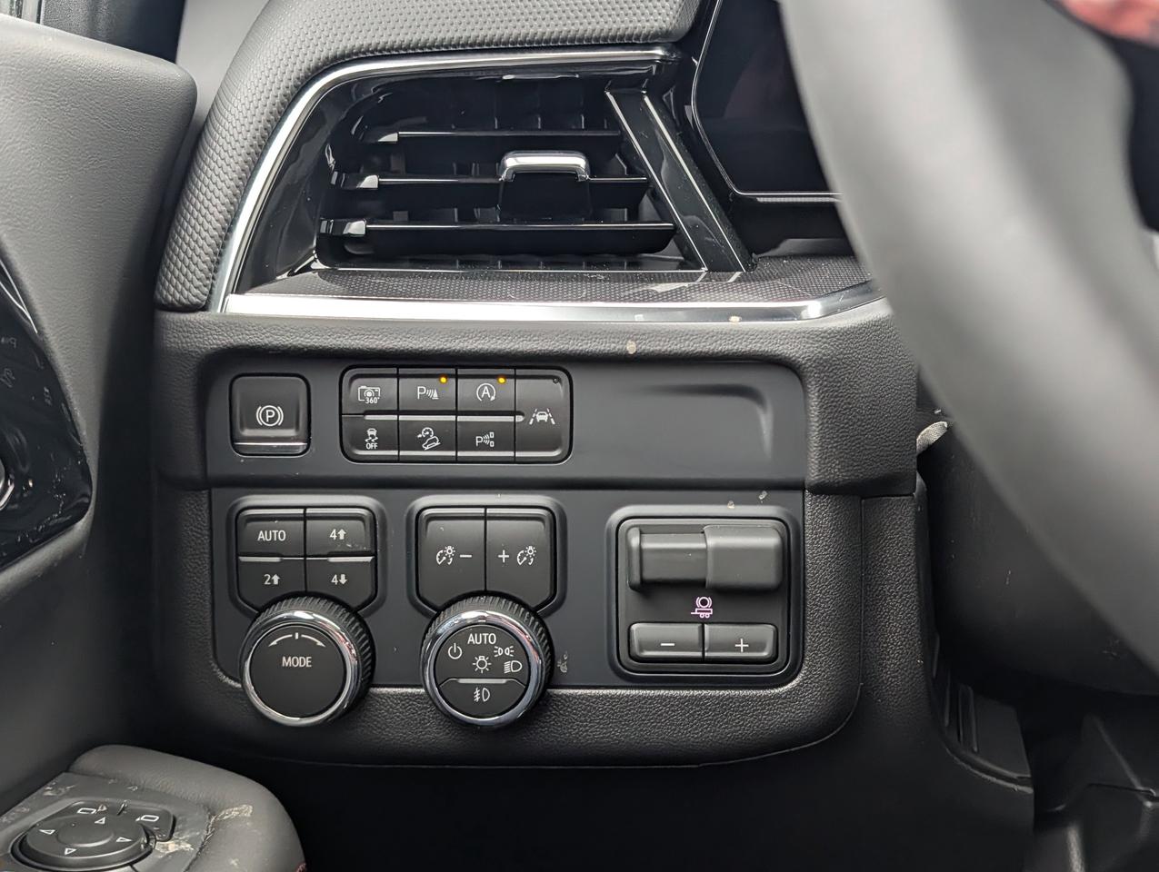 2026 Chevrolet Tahoe RST Photo